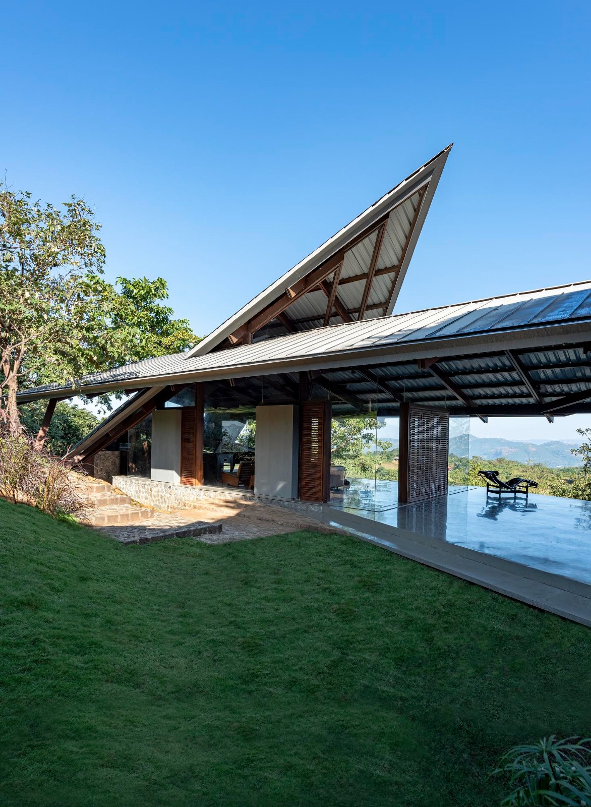 BIM建筑|侧廊之屋 / Malik Architecture BIM建筑|侧廊之屋 / Malik Architecture