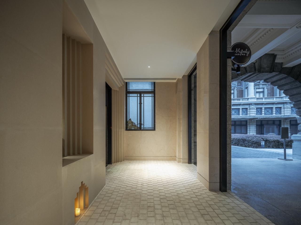 BIM建筑|Piazza in a room:Mapoly Coffee满坡栗咖啡(历史博物馆店) / Wutopia Lab BIM建筑|Piazza in a room:Mapoly Coffee满坡栗咖啡(历史博物馆店) / Wutopia Lab