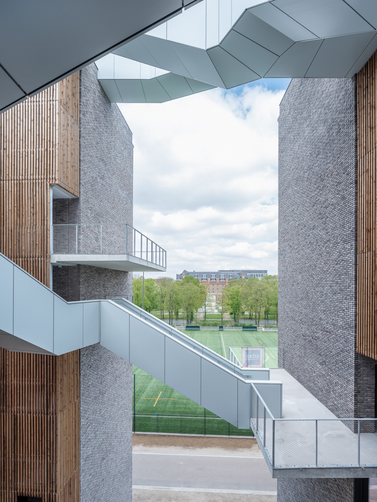 BIM建筑|法国巴黎国际大学城中国学舍 / 非常建筑 + CAAU BIM建筑|法国巴黎国际大学城中国学舍 / 非常建筑 + CAAU