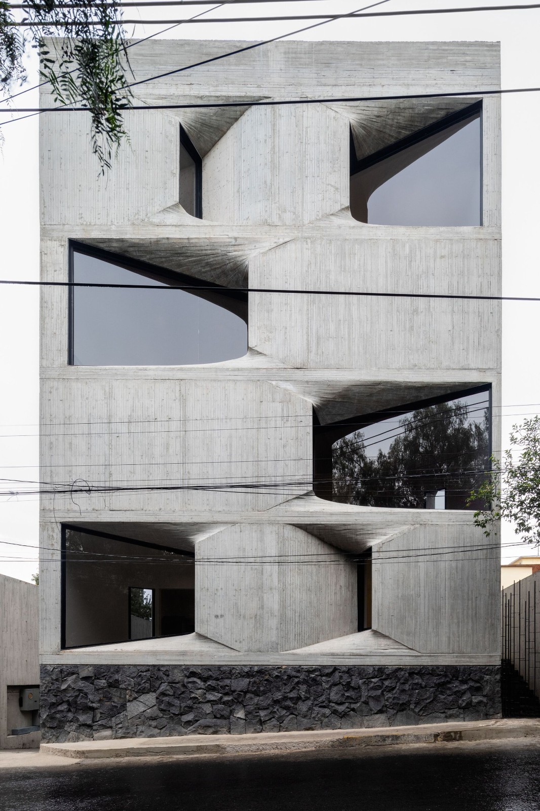 BIM建筑|DL1310 大楼 / Young & Ayata + Michan Architecture BIM建筑|DL1310 大楼 / Young & Ayata + Michan Architecture