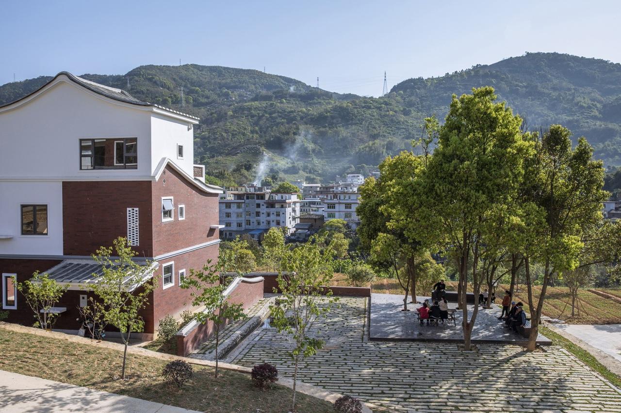 BIM建筑|探索乡居营造的新模式:永春县新时代农村社区 / 三文建筑 BIM建筑|探索乡居营造的新模式:永春县新时代农村社区 / 三文建筑