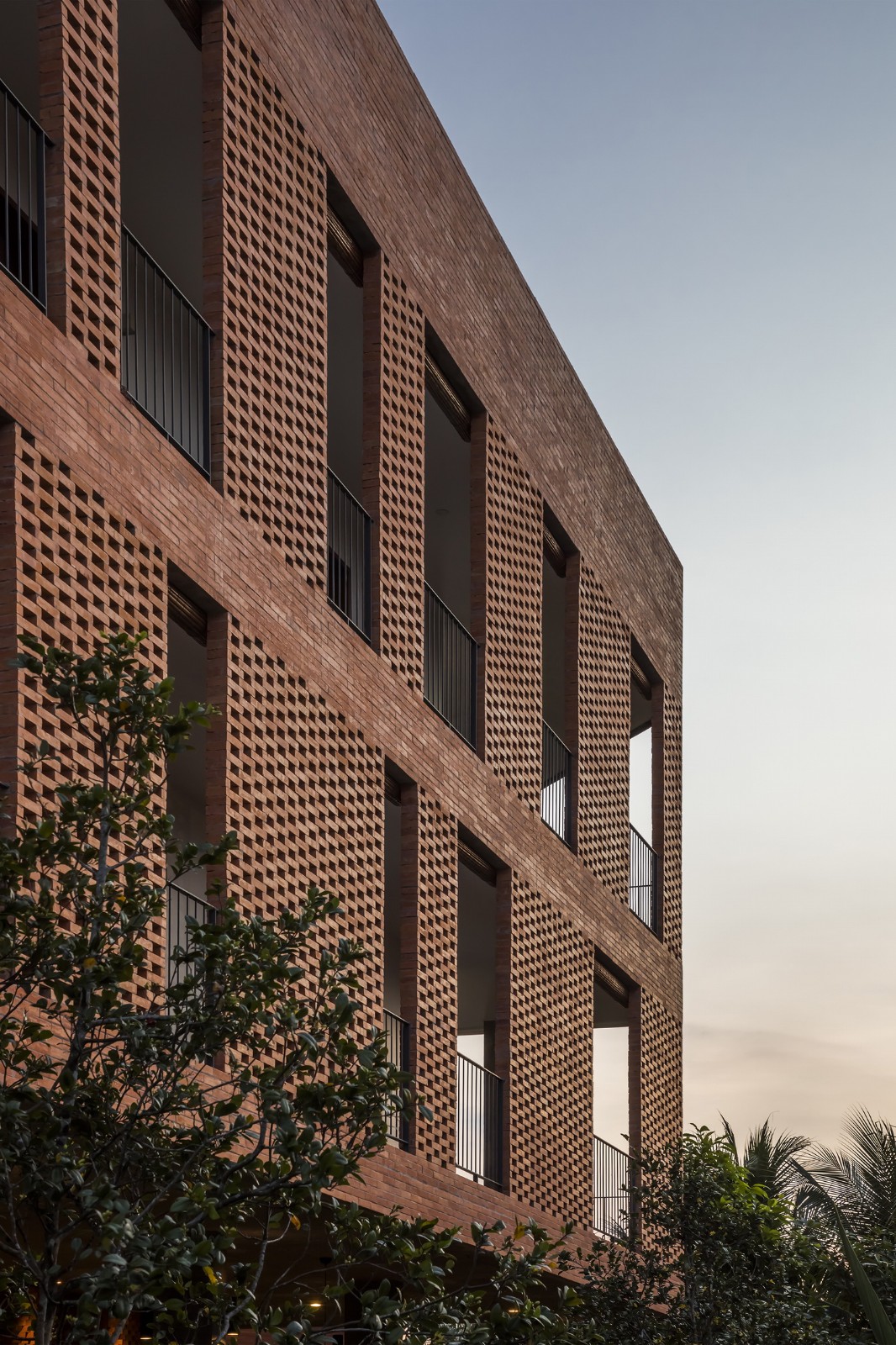 BIM建筑|本特雷酒店 / Sanuki Daisuke architects BIM建筑|本特雷酒店 / Sanuki Daisuke architects