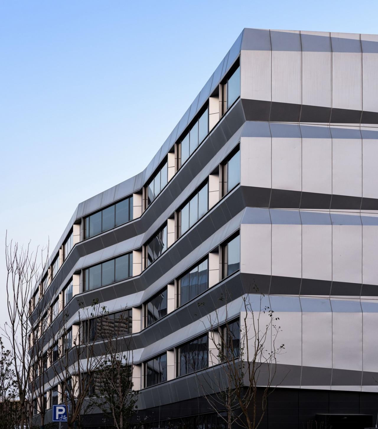BIM建筑|Education Hub:HIS杭州国际学校 / 朱培栋-line+建筑事务所、gad BIM建筑|Education Hub:HIS杭州国际学校 / 朱培栋-line+建筑事务所、gad