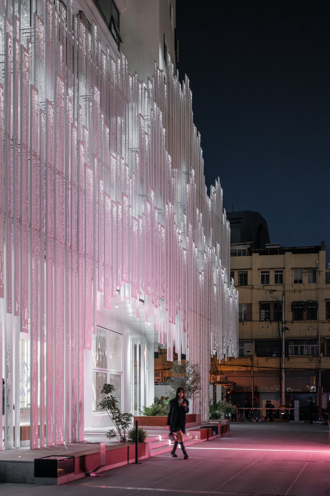 BIM建筑|钢雨:德必上海书城WE改造设计 / Wutopia Lab BIM建筑|钢雨:德必上海书城WE改造设计 / Wutopia Lab