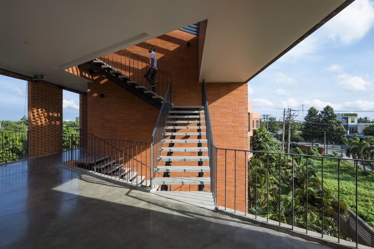 BIM建筑|本特雷酒店 / Sanuki Daisuke architects BIM建筑|本特雷酒店 / Sanuki Daisuke architects