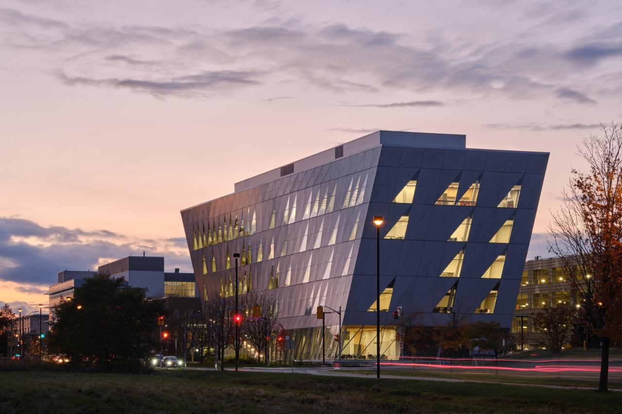 BIM建筑|约克大学继续教育学院 / Perkins&Will BIM建筑|约克大学继续教育学院 / Perkins&Will