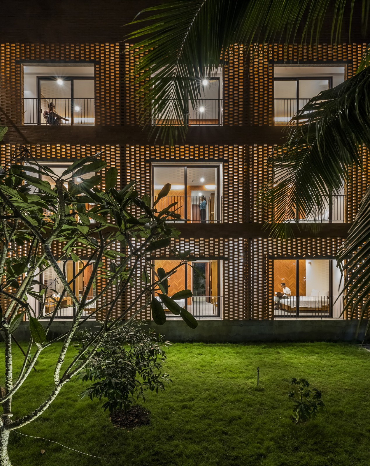 BIM建筑|本特雷酒店 / Sanuki Daisuke architects BIM建筑|本特雷酒店 / Sanuki Daisuke architects