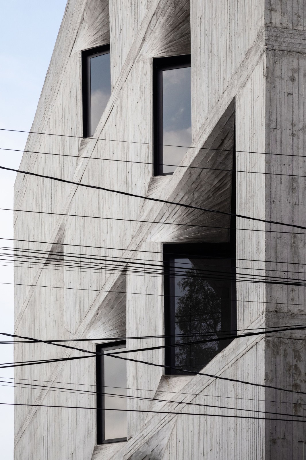 BIM建筑|DL1310 大楼 / Young & Ayata + Michan Architecture BIM建筑|DL1310 大楼 / Young & Ayata + Michan Architecture