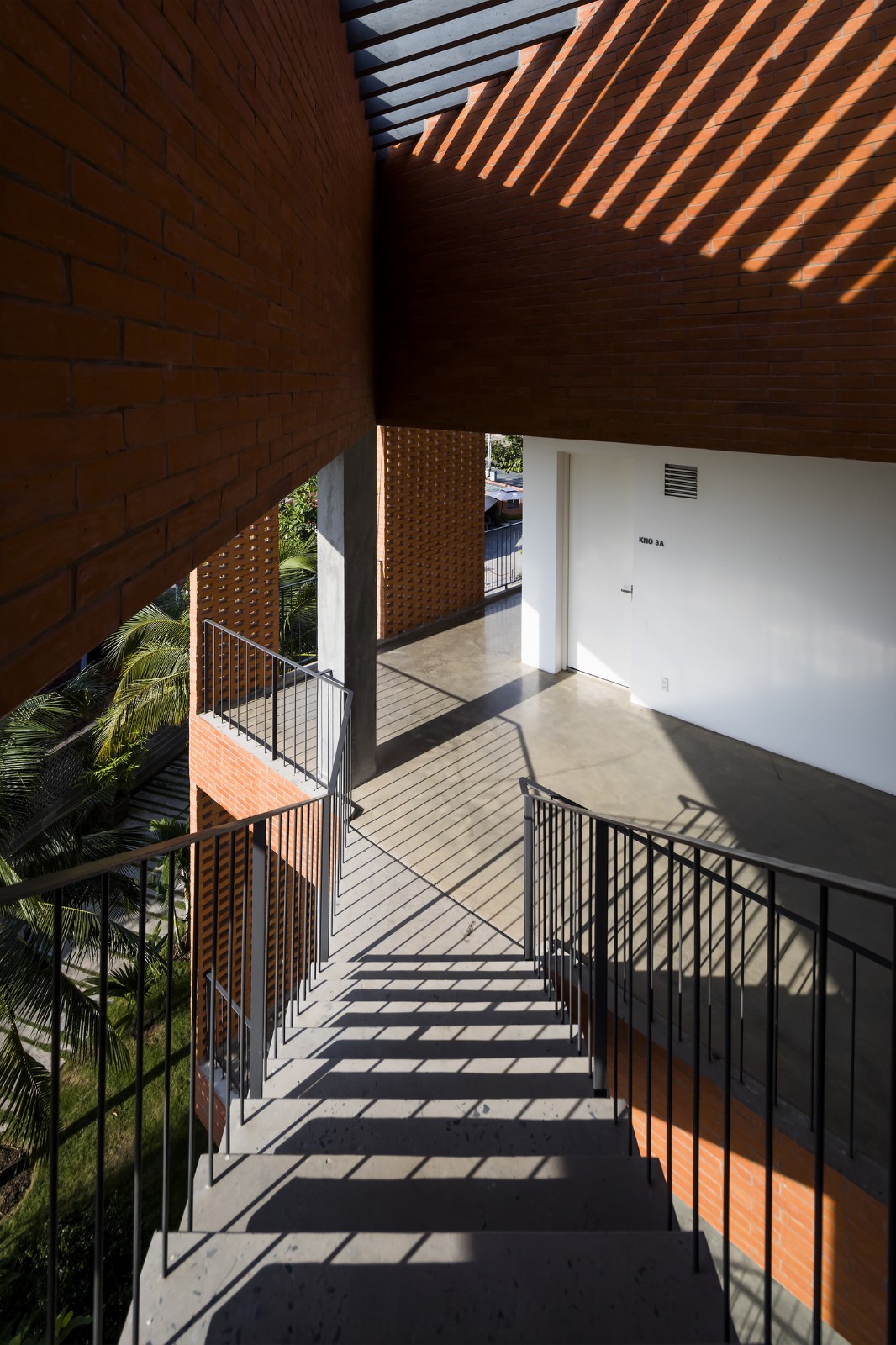 BIM建筑|本特雷酒店 / Sanuki Daisuke architects BIM建筑|本特雷酒店 / Sanuki Daisuke architects