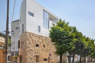 BIM建筑|自然美感,芝山石屋 / PLAN建筑事务所-BIM建筑网
