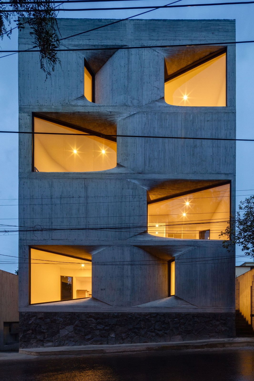 BIM建筑|DL1310 大楼 / Young & Ayata + Michan Architecture BIM建筑|DL1310 大楼 / Young & Ayata + Michan Architecture