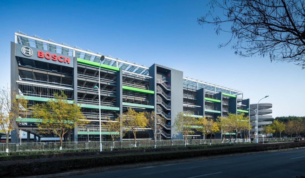 BIM建筑|三区博世汽车部件项目S215停车楼(一期 )/ 中衡设计集团 BIM建筑|三区博世汽车部件项目S215停车楼(一期 )/ 中衡设计集团