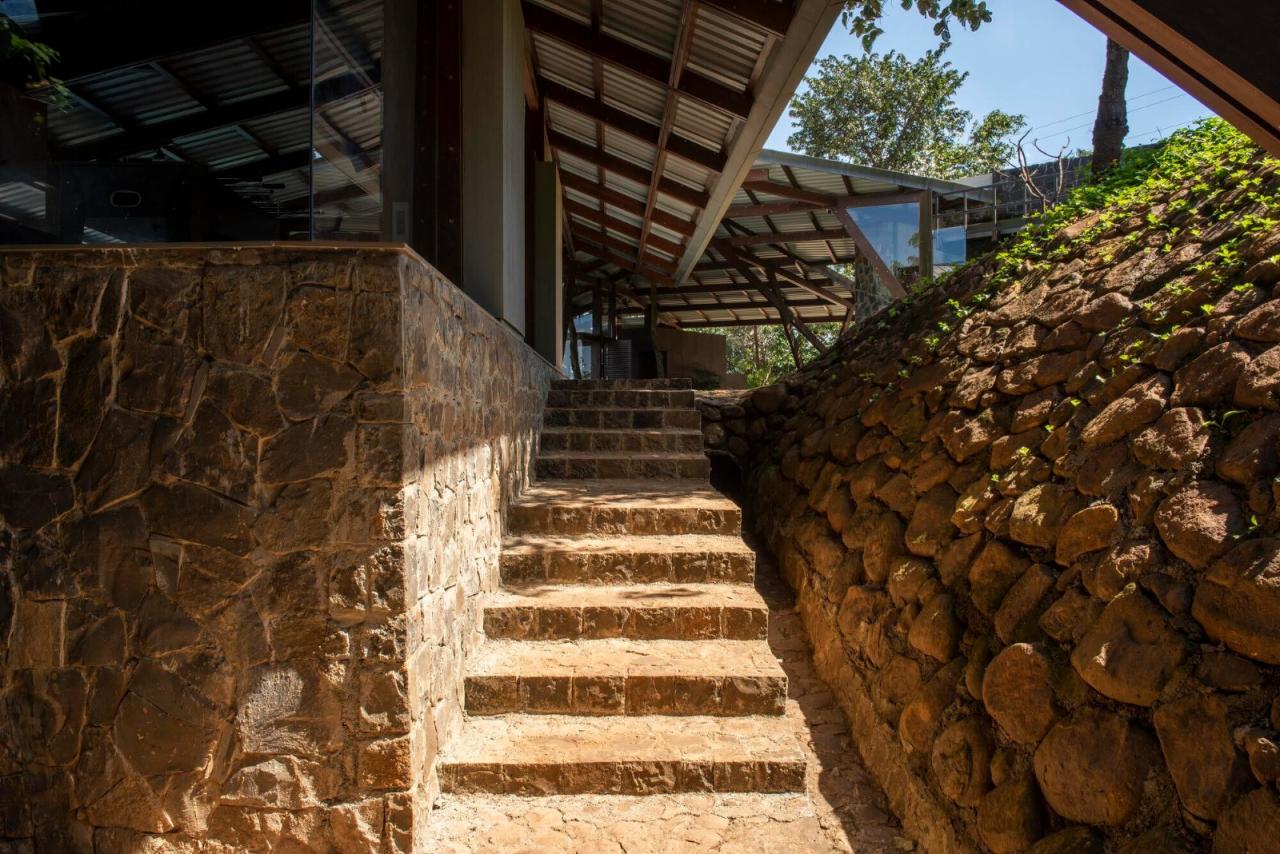 BIM建筑|侧廊之屋 / Malik Architecture BIM建筑|侧廊之屋 / Malik Architecture