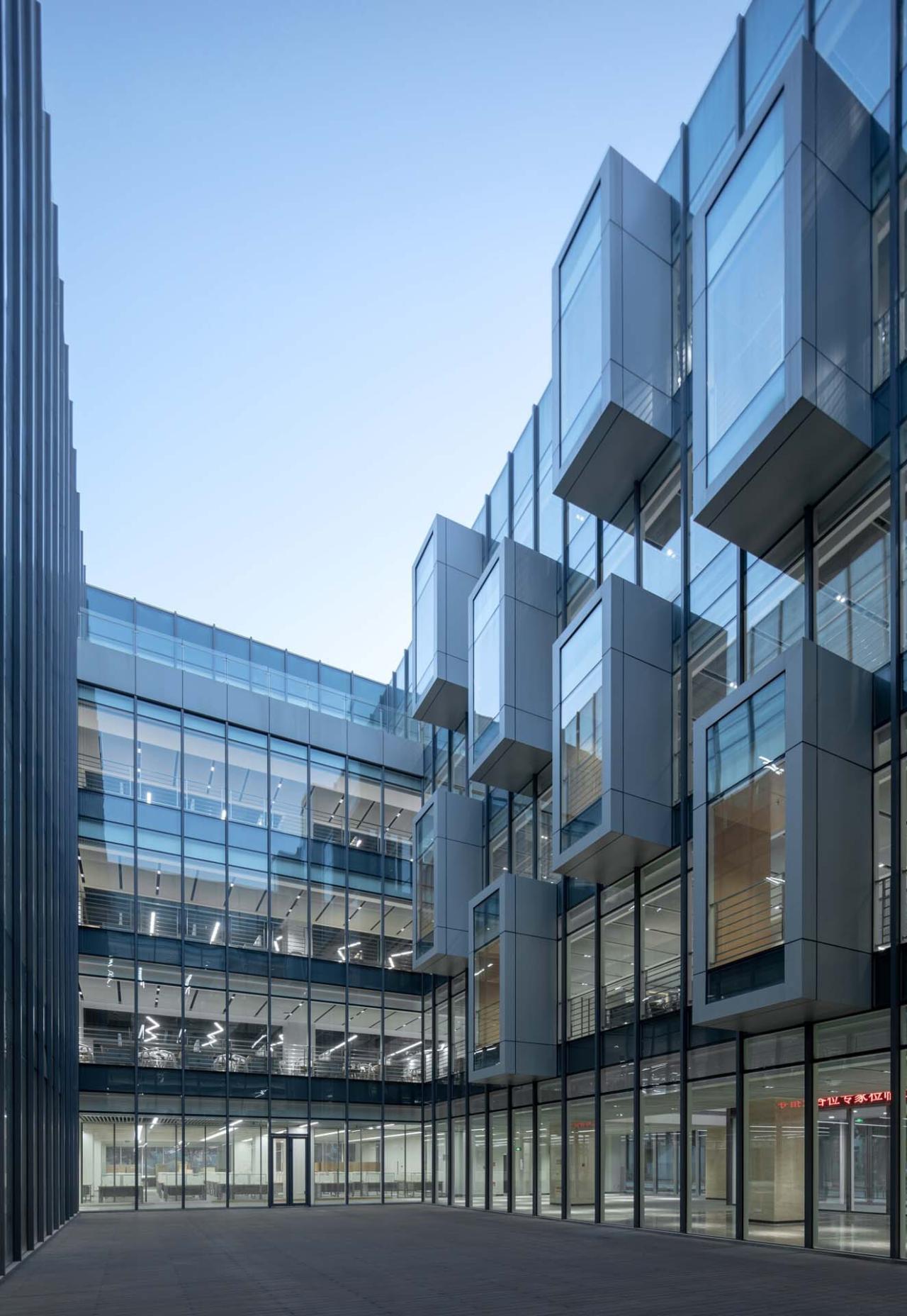 BIM建筑|西北农林科技大学北校区图书馆 / 华南理工大学建筑设计研究院 陶郅工作室 BIM建筑|西北农林科技大学北校区图书馆 / 华南理工大学建筑设计研究院 陶郅工作室