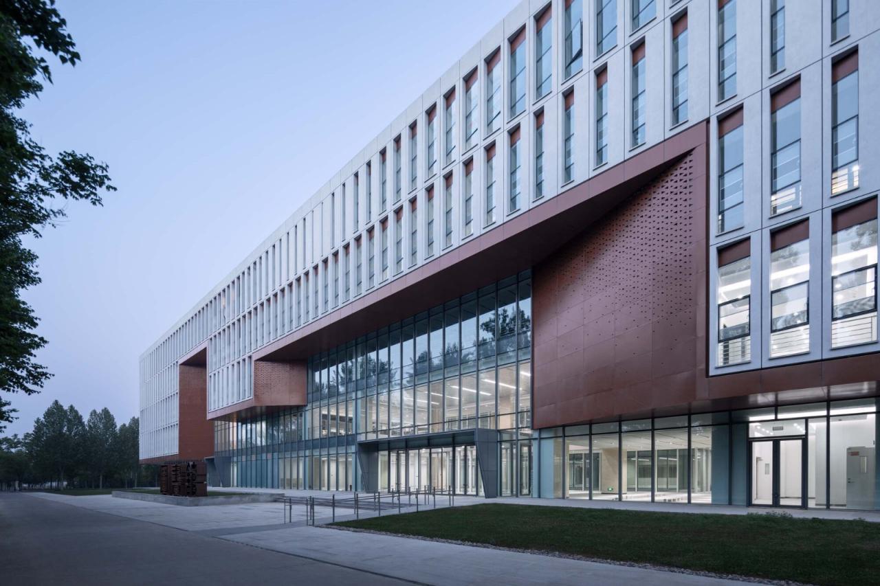 BIM建筑|西北农林科技大学北校区图书馆 / 华南理工大学建筑设计研究院 陶郅工作室 BIM建筑|西北农林科技大学北校区图书馆 / 华南理工大学建筑设计研究院 陶郅工作室