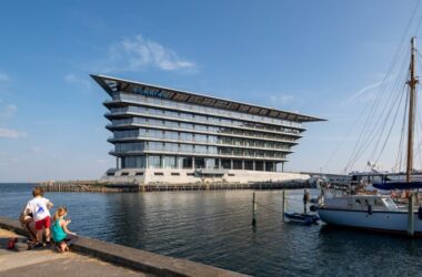 BIM建筑|福斯特设计费林制药总部大楼-BIM建筑网