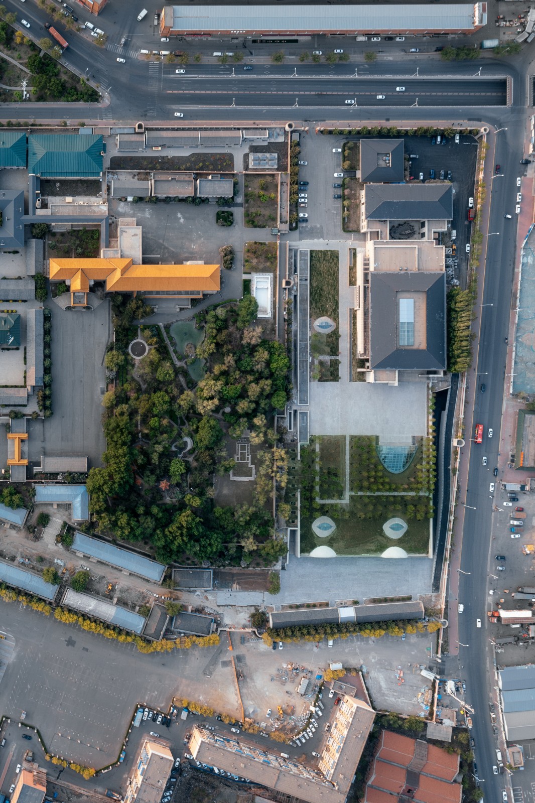 BIM建筑|全东北最大的清水混凝土巨构地下建筑:砼殿 / Wutopia Lab BIM建筑|全东北最大的清水混凝土巨构地下建筑:砼殿 / Wutopia Lab