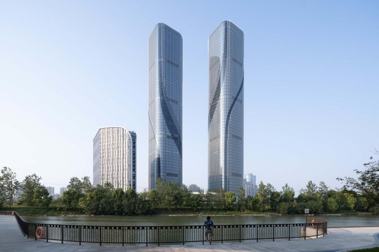 BIM建筑|钱江潮涌:杭州世茂智慧之门超高层城市综合体 / 姜平工作室 BIM建筑|钱江潮涌:杭州世茂智慧之门超高层城市综合体 / 姜平工作室