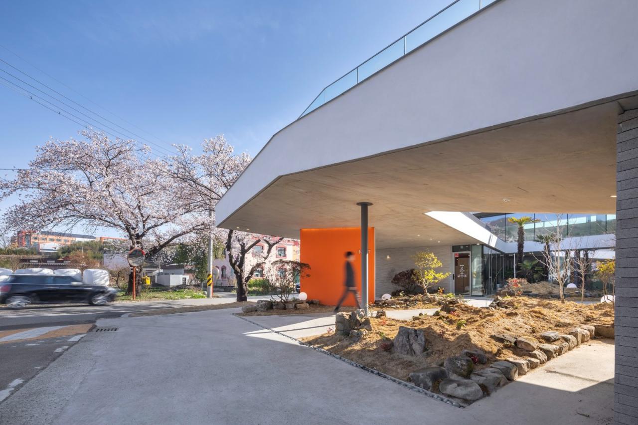 BIM建筑|Inalit 咖啡馆 / PLS Architects + Atelier MODS BIM建筑|Inalit 咖啡馆 / PLS Architects + Atelier MODS