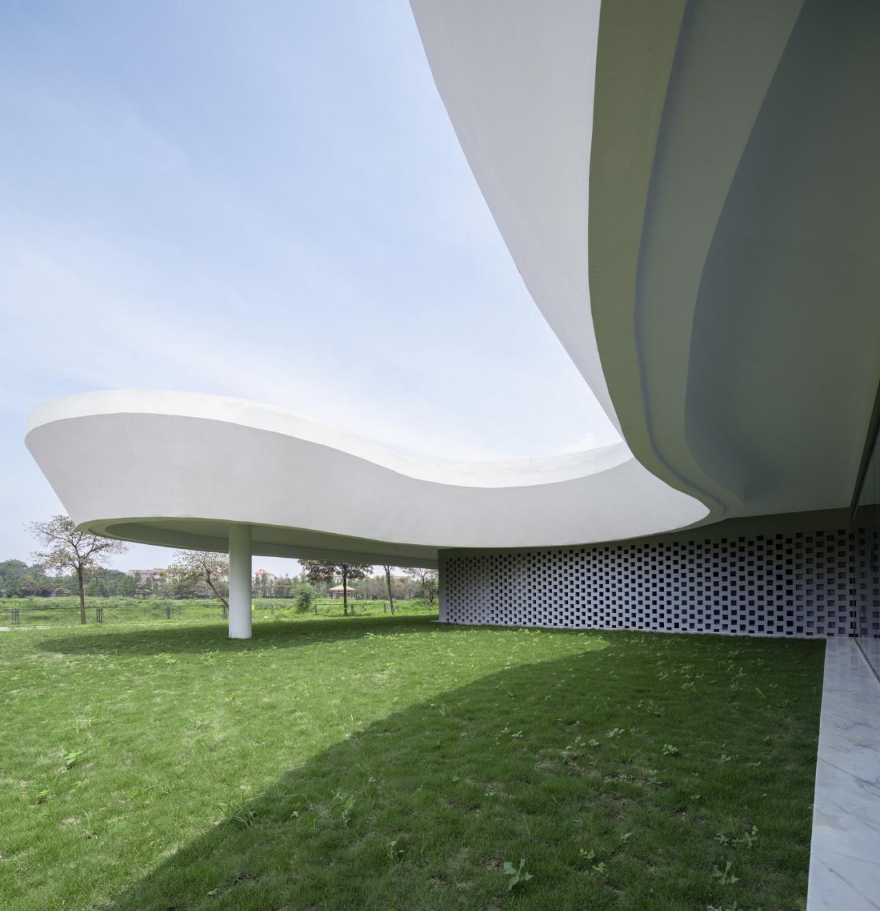 BIM建筑|涟漪:南海区淡水鱼产业技术示范推广中心 / Wutopia Lab BIM建筑|涟漪:南海区淡水鱼产业技术示范推广中心 / Wutopia Lab