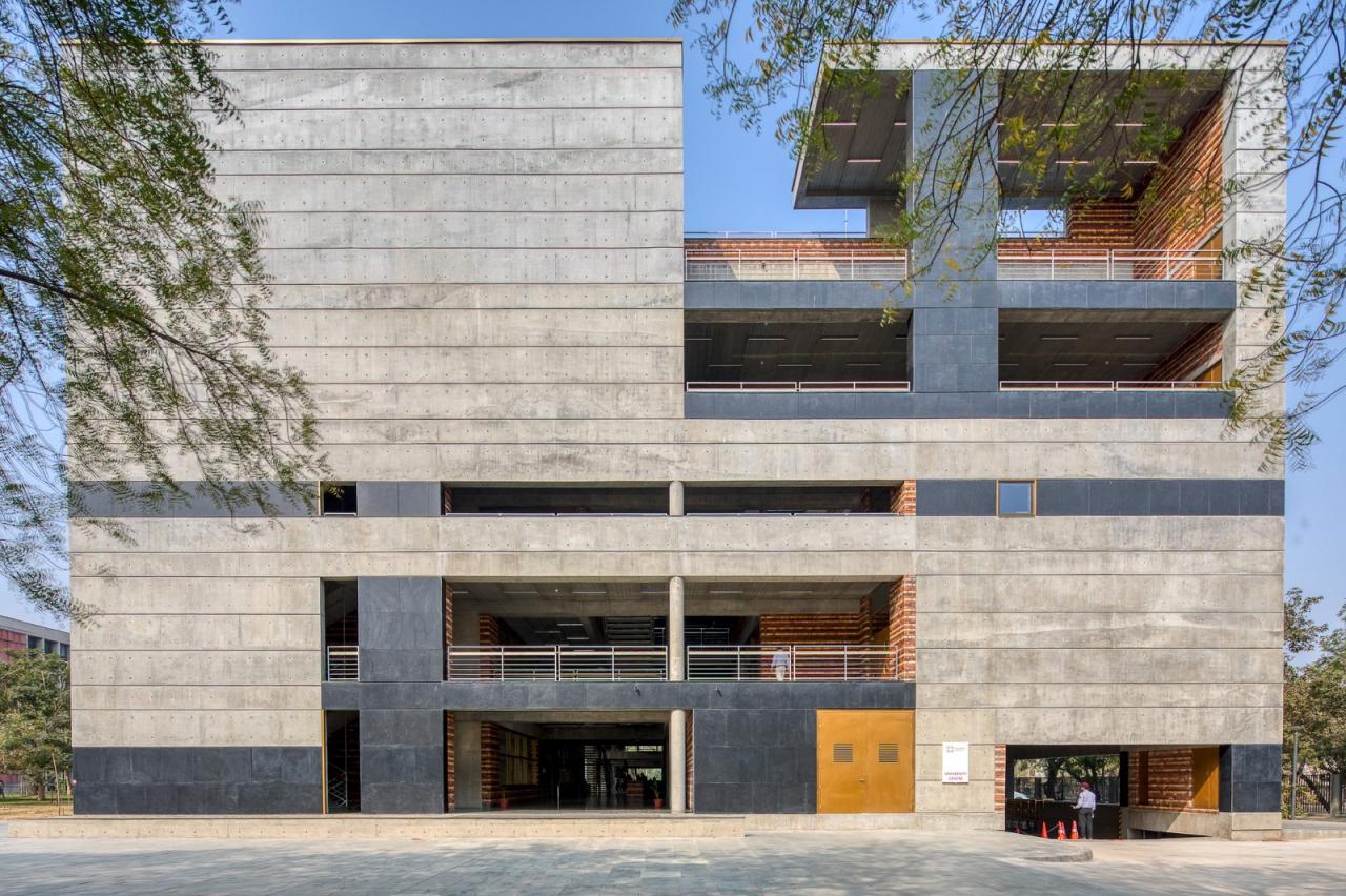 BIM建筑|艾哈迈达巴德大学中心 / Stephane Paumier Architects BIM建筑|艾哈迈达巴德大学中心 / Stephane Paumier Architects