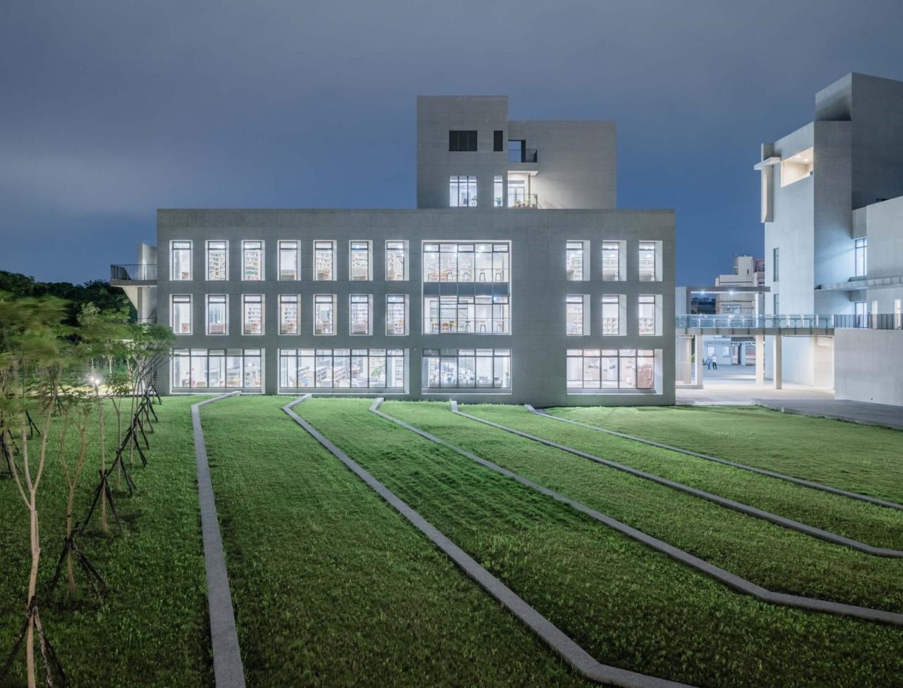 BIM建筑|中华福音神研究学院八德校区教堂 / 潘冀联合建筑师事务所 BIM建筑|中华福音神研究学院八德校区教堂 / 潘冀联合建筑师事务所