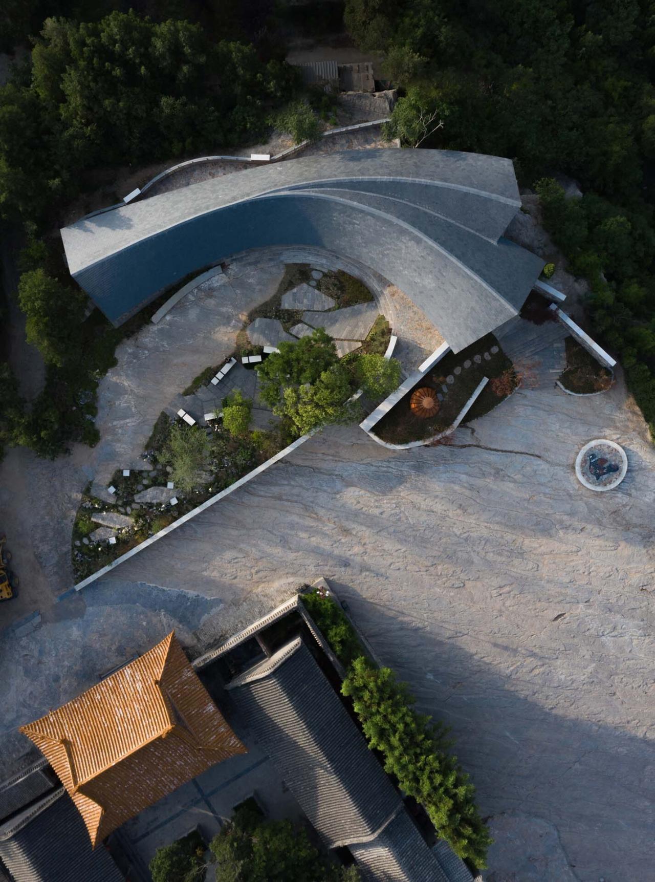 BIM建筑|咕咕来仪,大伾山悬崖驿站 / 繁星建筑工作室 BIM建筑|咕咕来仪,大伾山悬崖驿站 / 繁星建筑工作室