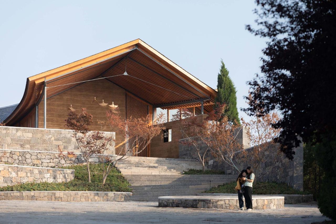 BIM建筑|咕咕来仪,大伾山悬崖驿站 / 繁星建筑工作室 BIM建筑|咕咕来仪,大伾山悬崖驿站 / 繁星建筑工作室