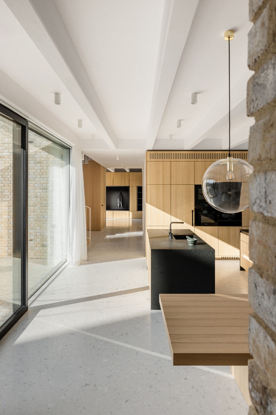 BIM建筑|独立住宅:砖房 ZáhorskéSady / ARCHITEKTI mikulaj & mikulajova BIM建筑|独立住宅:砖房 ZáhorskéSady / ARCHITEKTI mikulaj & mikulajova