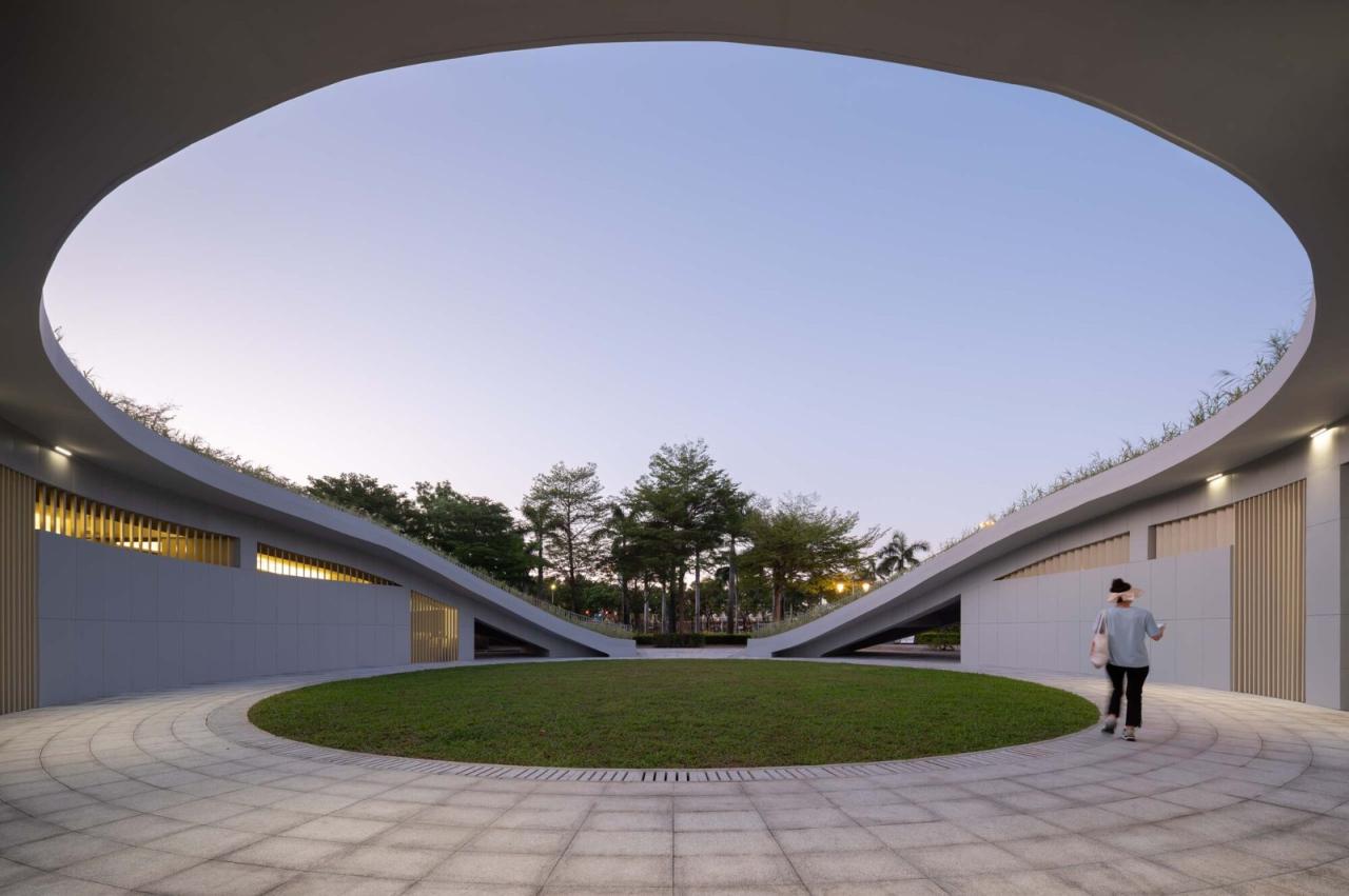 BIM建筑|深圳湾公园海风运动广场公厕设计 / CCDI 21设计工作室 BIM建筑|深圳湾公园海风运动广场公厕设计 / CCDI 21设计工作室