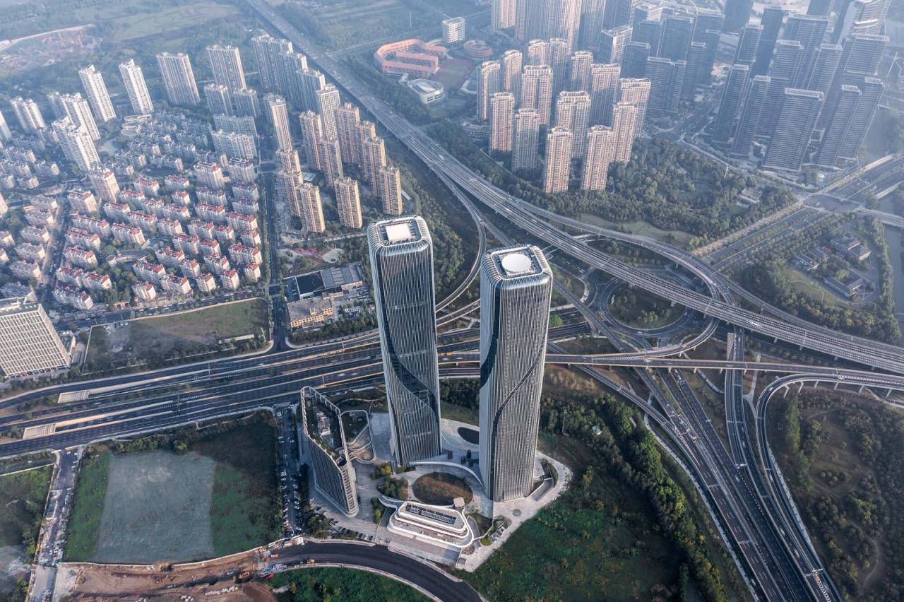 BIM建筑|钱江潮涌:杭州世茂智慧之门超高层城市综合体 / 姜平工作室 BIM建筑|钱江潮涌:杭州世茂智慧之门超高层城市综合体 / 姜平工作室