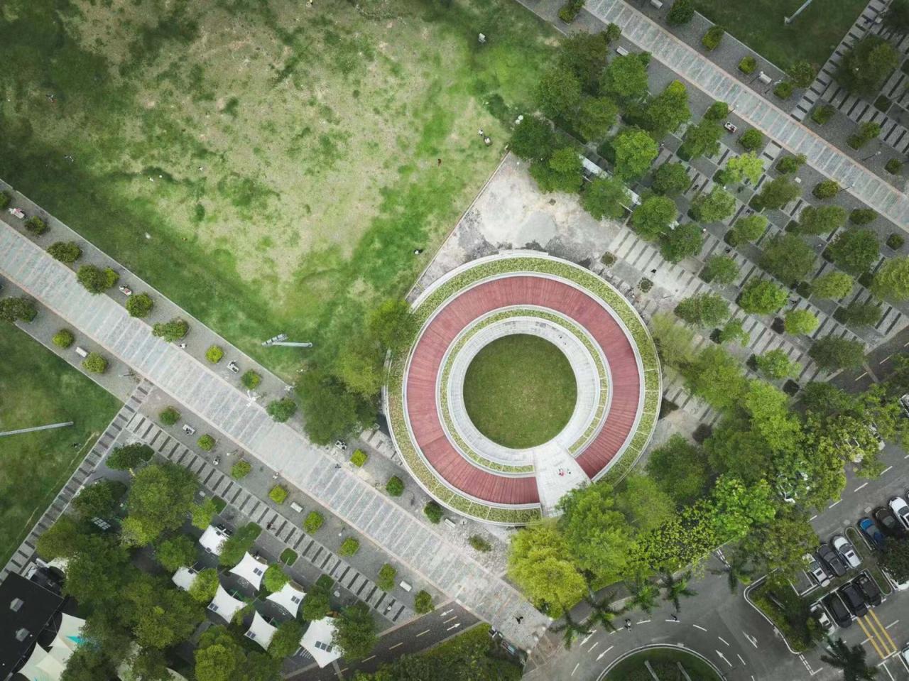 BIM建筑|深圳湾公园海风运动广场公厕设计 / CCDI 21设计工作室 BIM建筑|深圳湾公园海风运动广场公厕设计 / CCDI 21设计工作室
