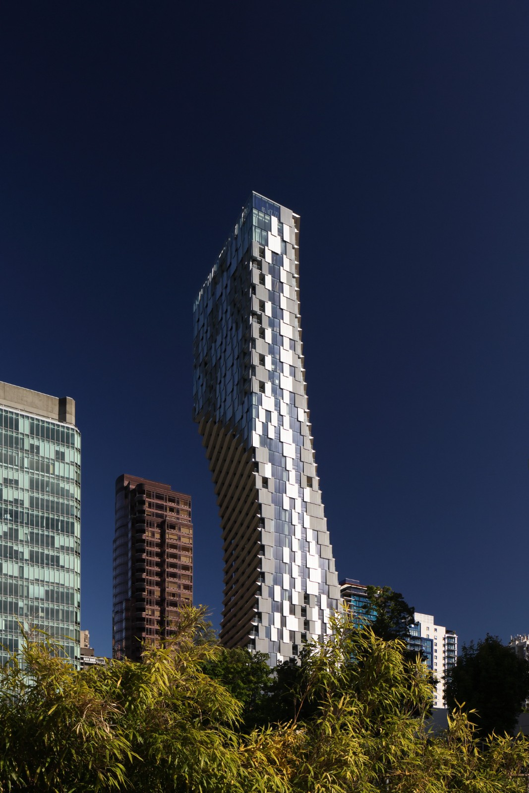 BIM建筑|突破性设计重塑城市天际线:北美艺术级豪宅“阿铂尼·隈研吾” / Westbank + 隈研吾 BIM建筑|突破性设计重塑城市天际线:北美艺术级豪宅“阿铂尼·隈研吾” / Westbank + 隈研吾
