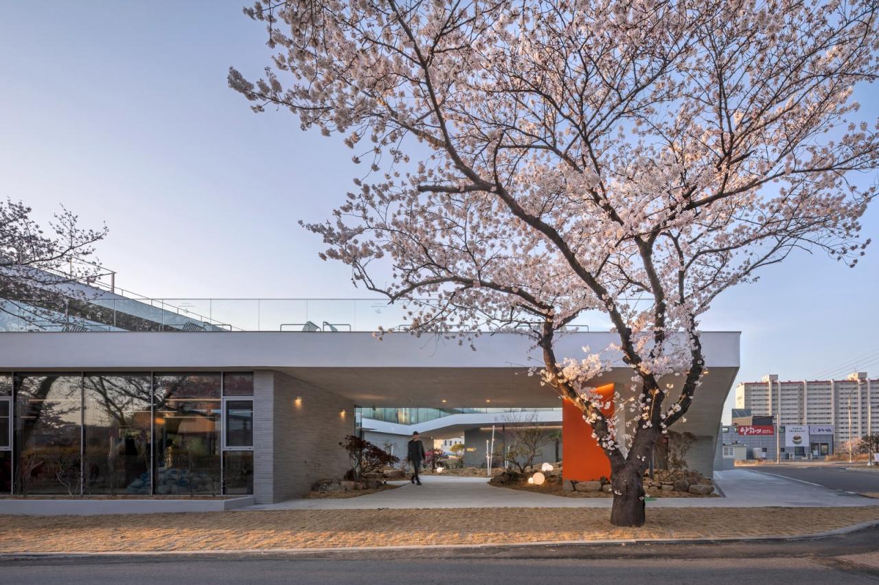 BIM建筑|Inalit 咖啡馆 / PLS Architects + Atelier MODS BIM建筑|Inalit 咖啡馆 / PLS Architects + Atelier MODS