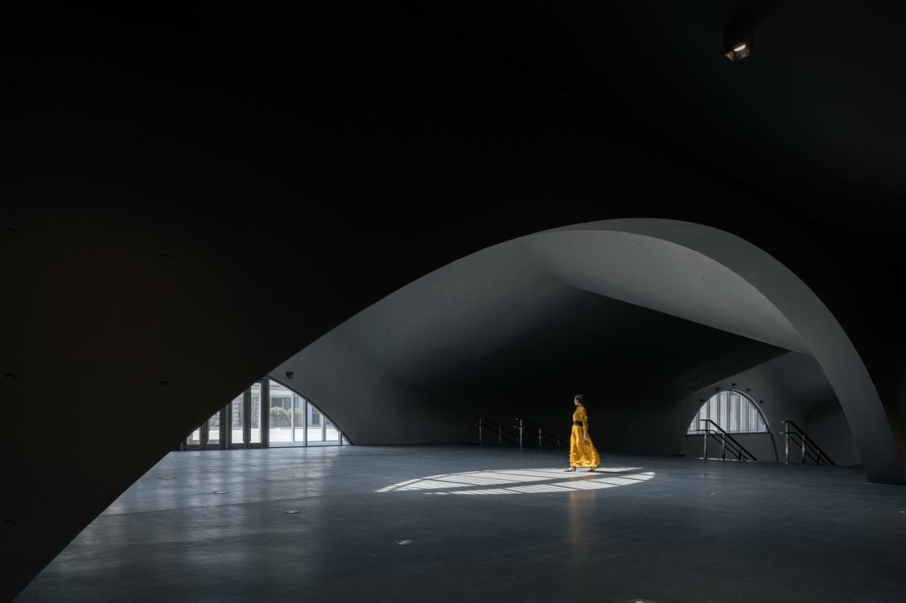 BIM建筑|全东北最大的清水混凝土巨构地下建筑:砼殿 / Wutopia Lab BIM建筑|全东北最大的清水混凝土巨构地下建筑:砼殿 / Wutopia Lab