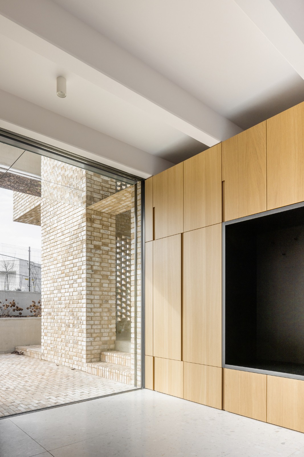 BIM建筑|独立住宅:砖房 ZáhorskéSady / ARCHITEKTI mikulaj & mikulajova BIM建筑|独立住宅:砖房 ZáhorskéSady / ARCHITEKTI mikulaj & mikulajova