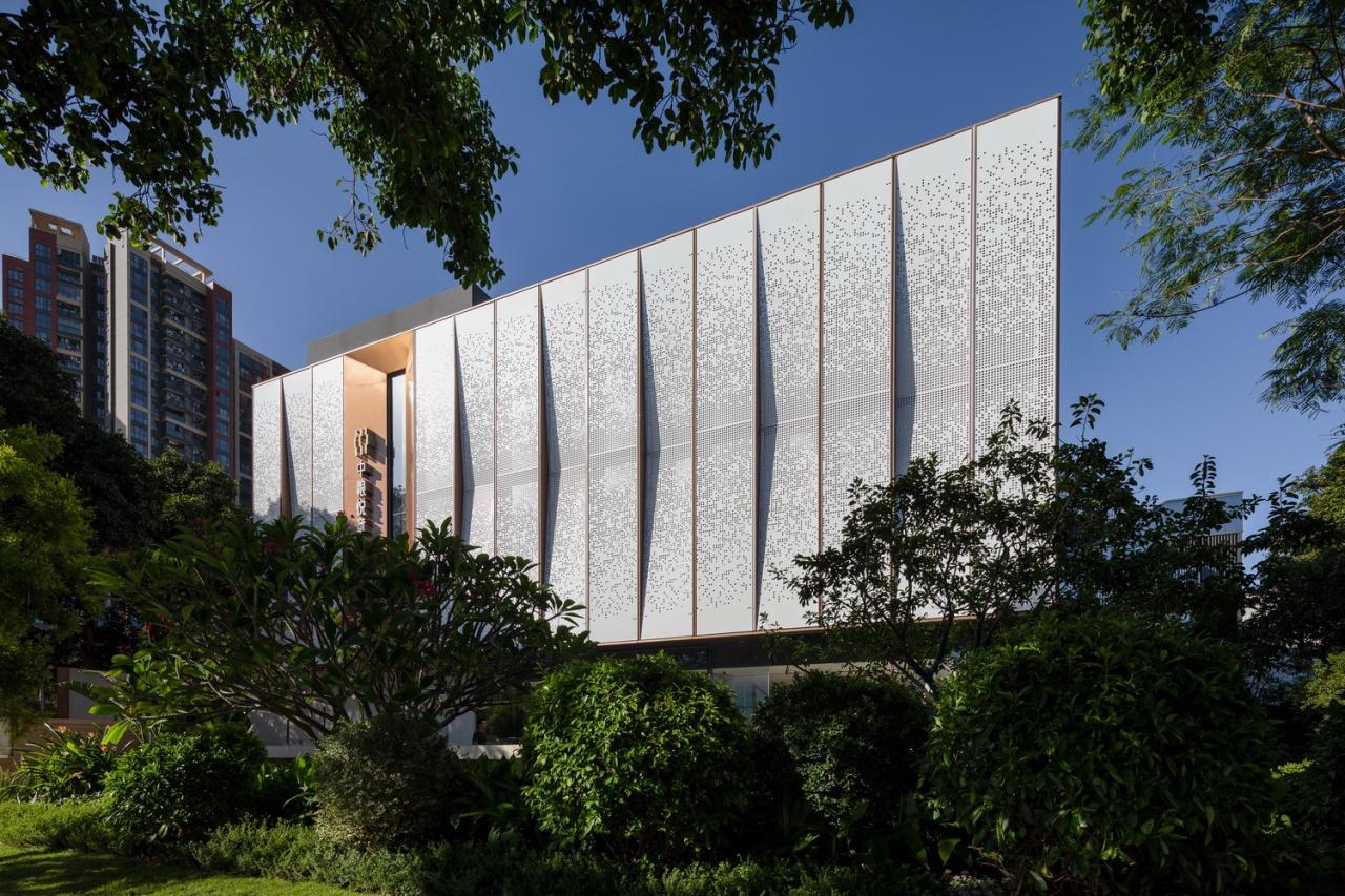 BIM建筑|绿林秘境:深圳中粮悦章凤凰里展示中心 / 柏涛设计 BIM建筑|绿林秘境:深圳中粮悦章凤凰里展示中心 / 柏涛设计