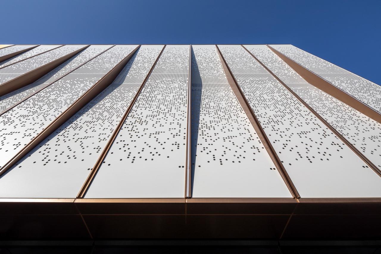 BIM建筑|绿林秘境:深圳中粮悦章凤凰里展示中心 / 柏涛设计 BIM建筑|绿林秘境:深圳中粮悦章凤凰里展示中心 / 柏涛设计