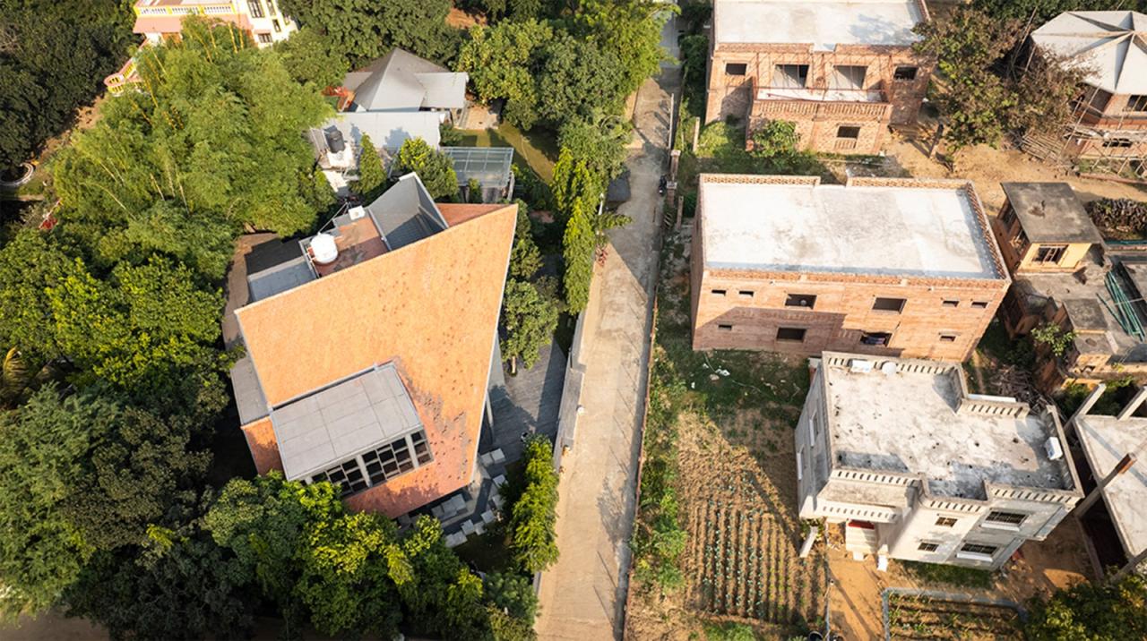 BIM建筑|Arthshila文化中心 – 文化适应及再利用私人基础设施 / Abin Design Studio BIM建筑|Arthshila文化中心 – 文化适应及再利用私人基础设施 / Abin Design Studio