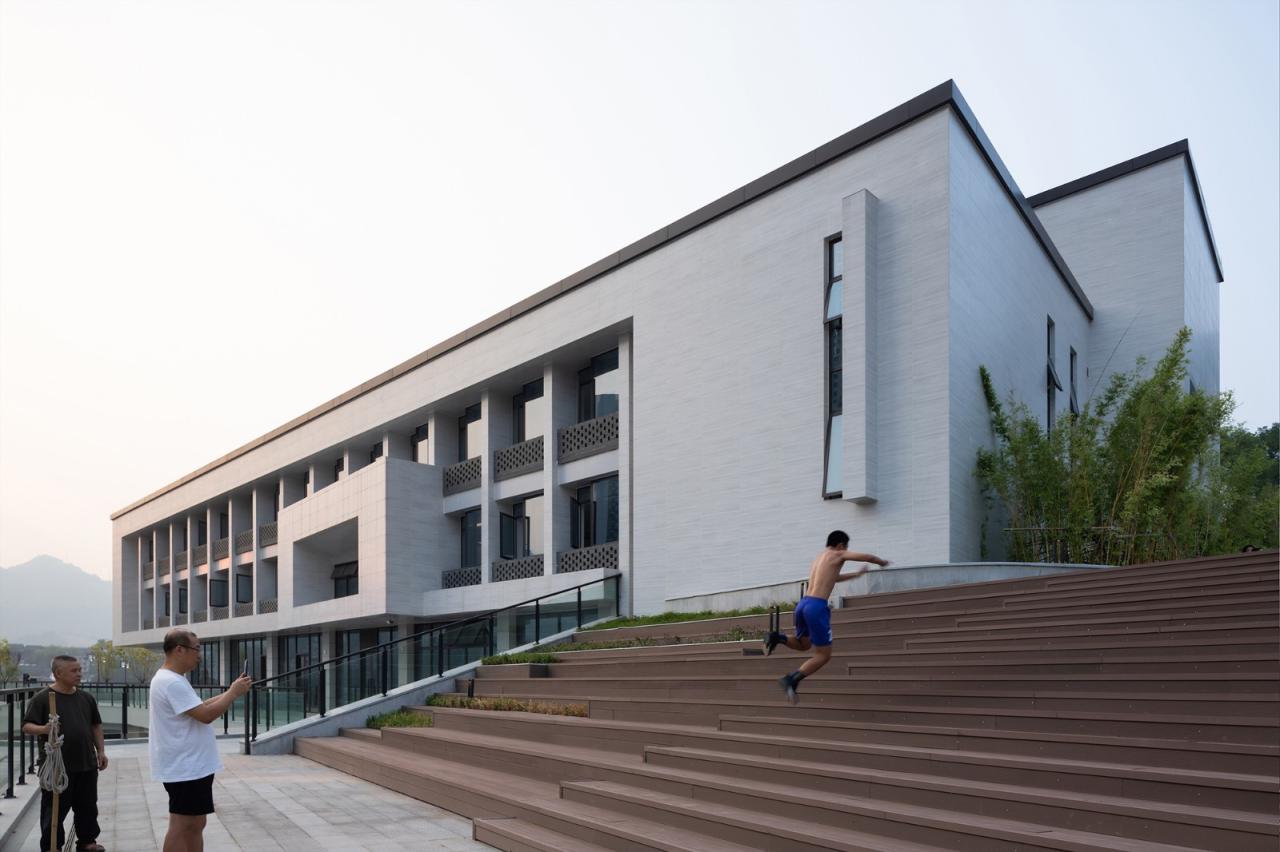 BIM建筑|磁器口服务中心 / 重庆悦集建筑设计 BIM建筑|磁器口服务中心 / 重庆悦集建筑设计