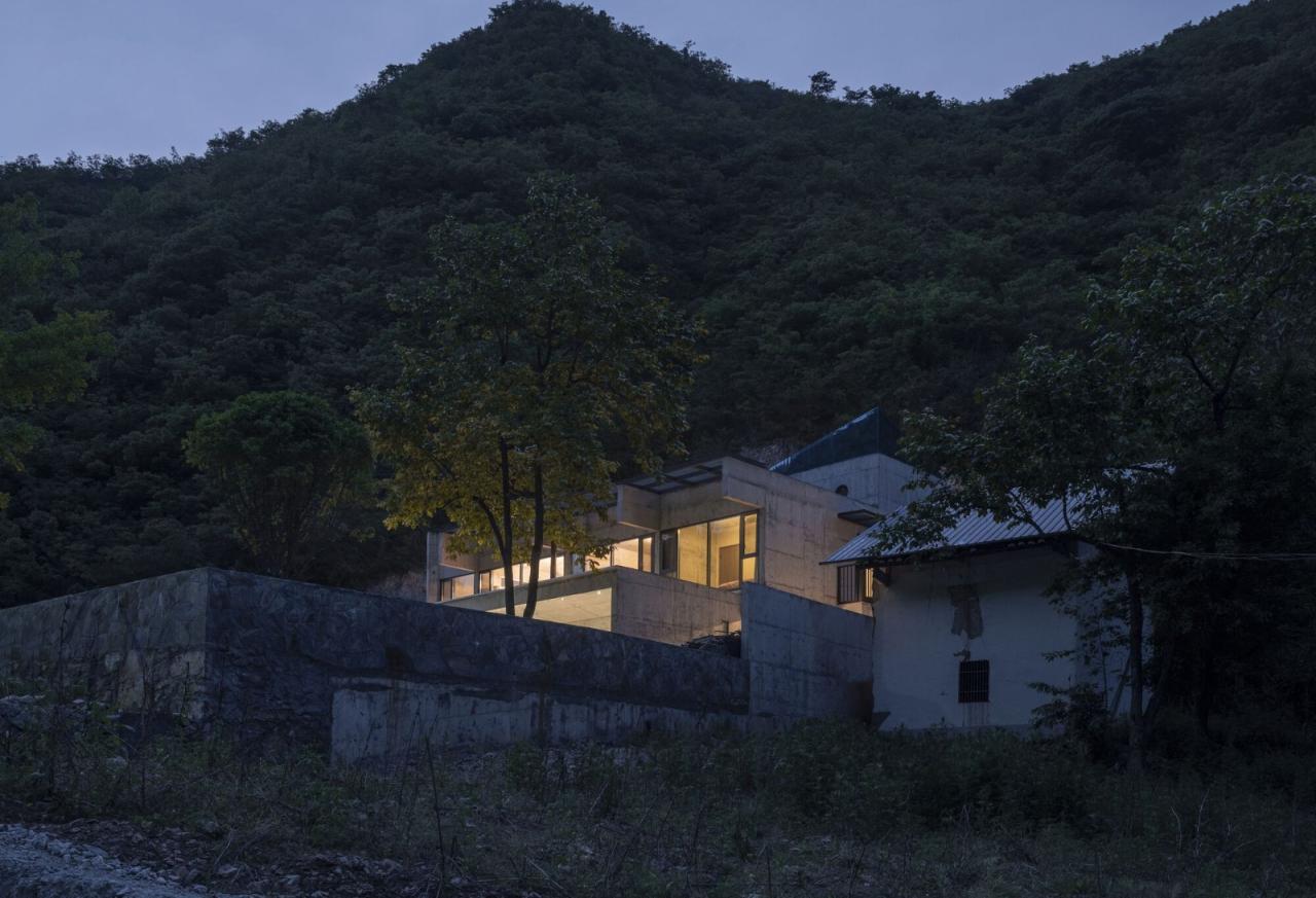 BIM建筑|崖之家 / 郦文曦建筑事务所 BIM建筑|崖之家 / 郦文曦建筑事务所