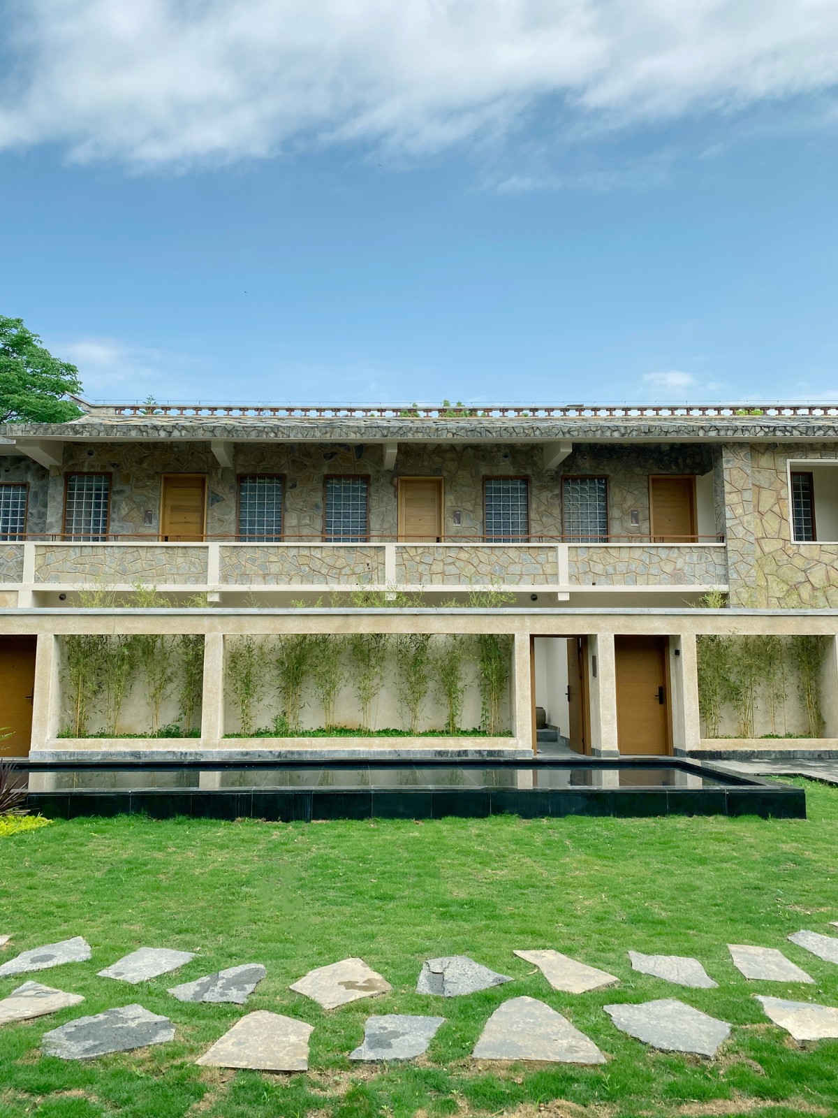 BIM建筑|瀑布下的诗意栖居:尧珈•瀑布村 /上海尧舜建筑设计有限公司 BIM建筑|瀑布下的诗意栖居:尧珈•瀑布村 /上海尧舜建筑设计有限公司