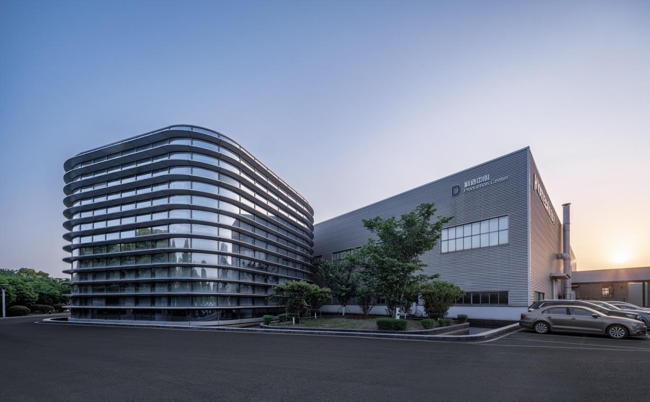 BIM建筑|苏南民营企业发展的建筑样本:航亚科技总部办公楼 / 米丈建筑 BIM建筑|苏南民营企业发展的建筑样本:航亚科技总部办公楼 / 米丈建筑