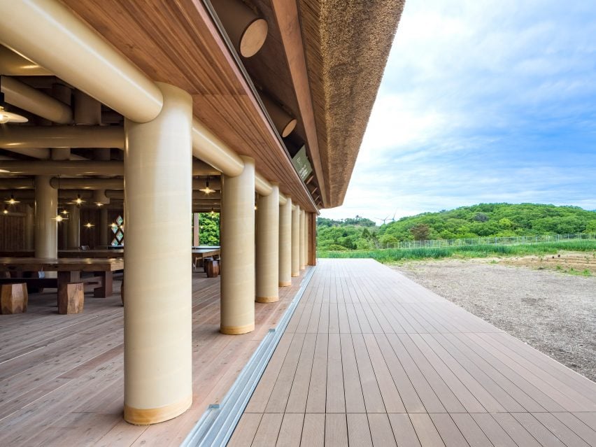 BIM建筑|坂茂设计茅草和纸板管农民餐厅 BIM建筑|坂茂设计茅草和纸板管农民餐厅