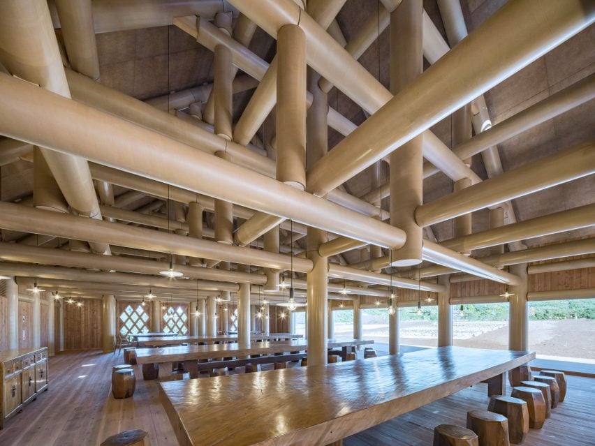 BIM建筑|坂茂设计茅草和纸板管农民餐厅 BIM建筑|坂茂设计茅草和纸板管农民餐厅