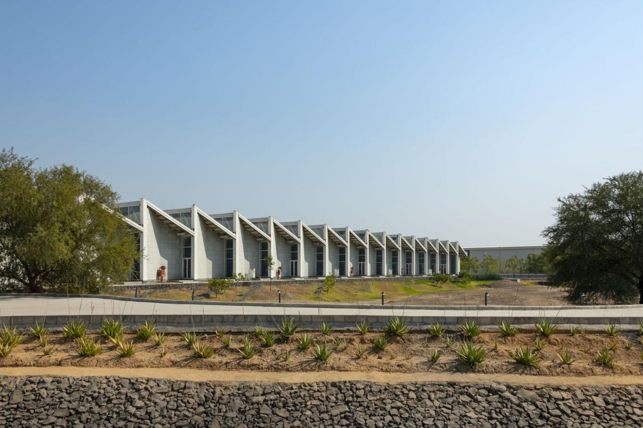 BIM建筑|秩序城堡,Sanand 工厂 / Studio Saar BIM建筑|秩序城堡,Sanand 工厂 / Studio Saar