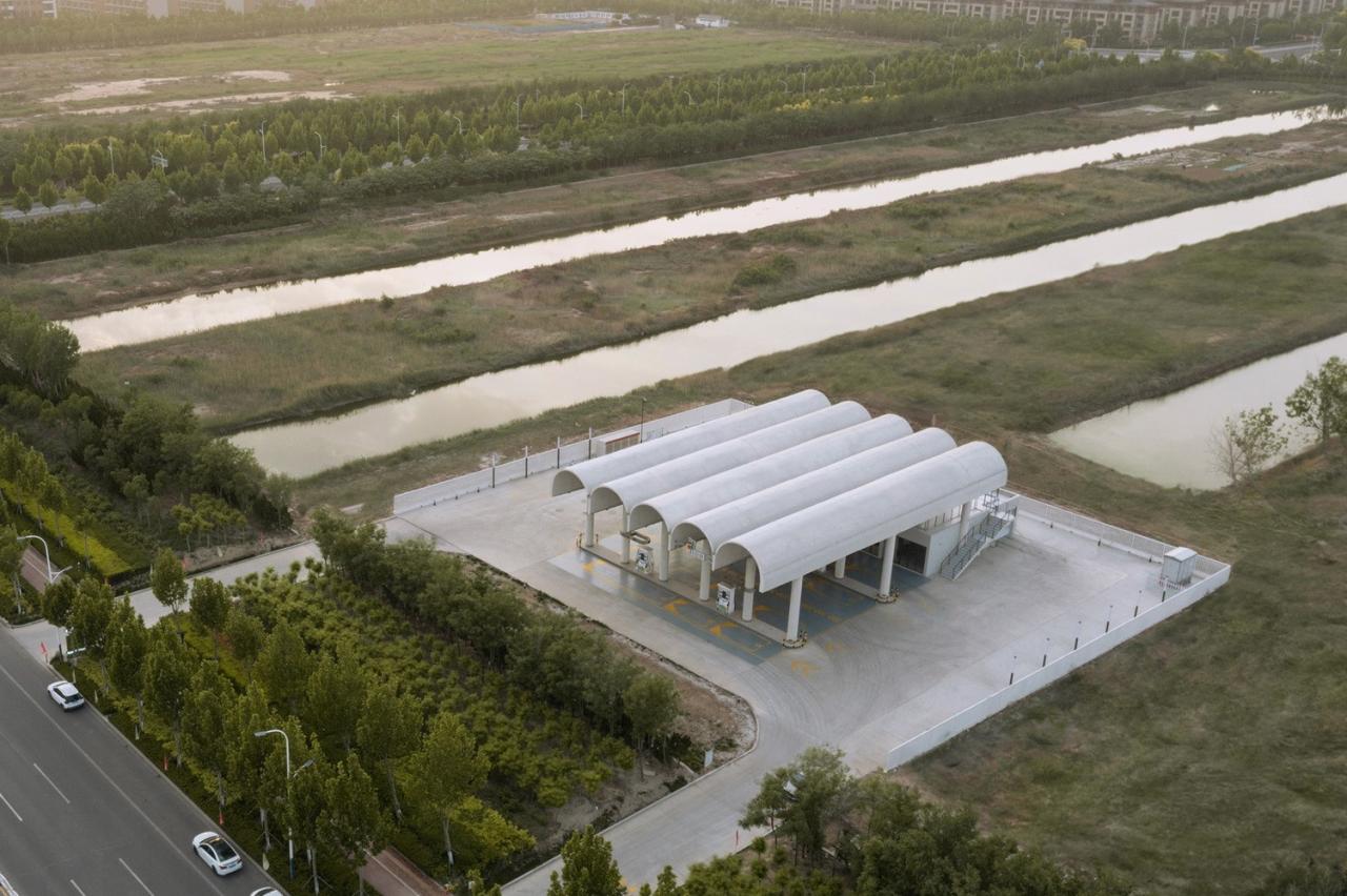 BIM建筑|哈鹿加油站 / SITUATE上下四方建筑事务所 BIM建筑|哈鹿加油站 / SITUATE上下四方建筑事务所