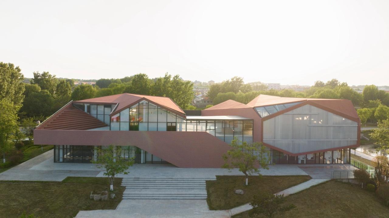 BIM建筑|雕琢乡村璞玉,静待尘尽光生:乡村振兴示范区项目展示中心 / 邹迎晞-袈蓝建筑 BIM建筑|雕琢乡村璞玉,静待尘尽光生:乡村振兴示范区项目展示中心 / 邹迎晞-袈蓝建筑