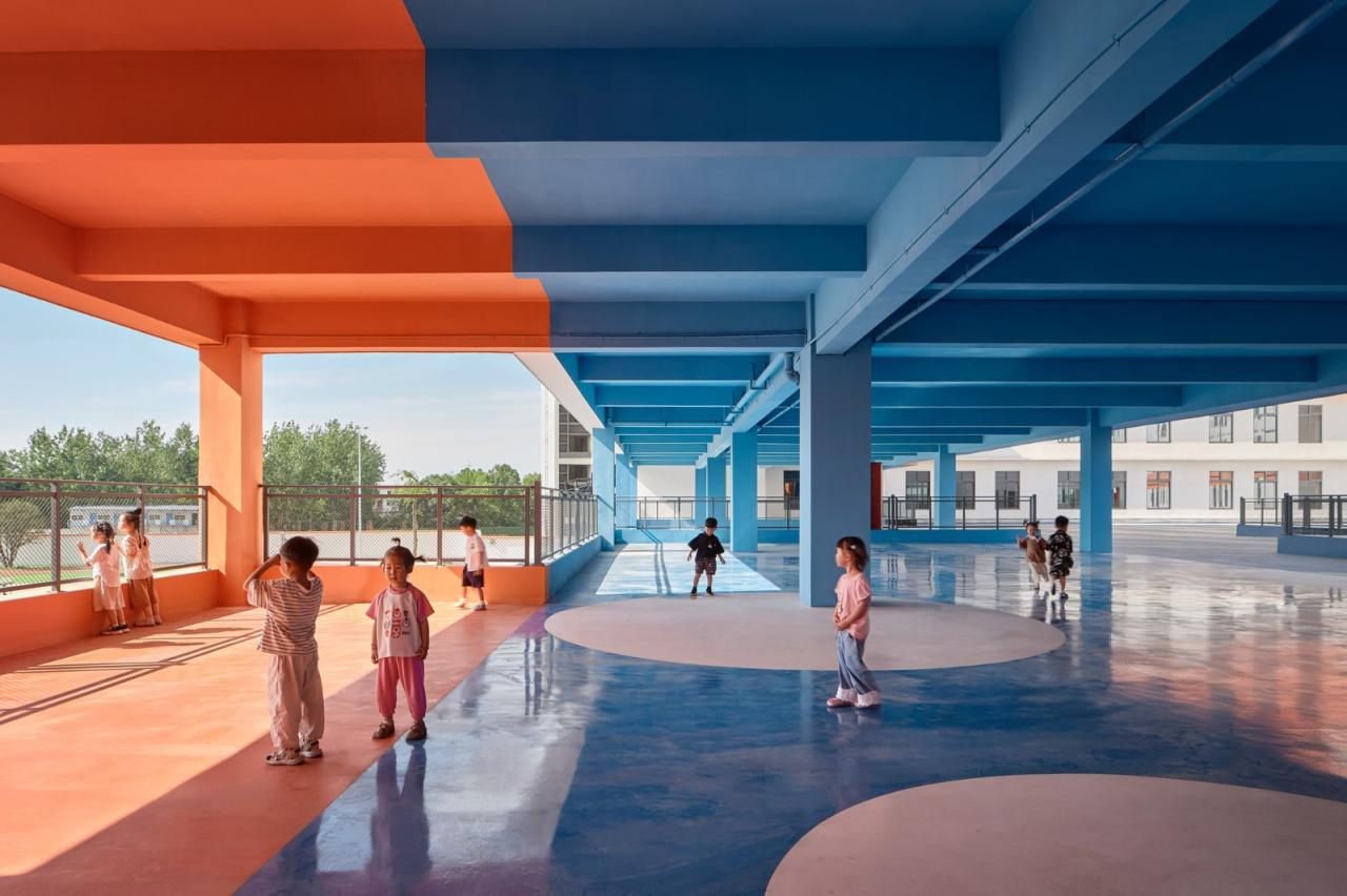 BIM建筑|县城里的新学校:送你一匹小马 / 上海立木建筑规划 BIM建筑|县城里的新学校:送你一匹小马 / 上海立木建筑规划