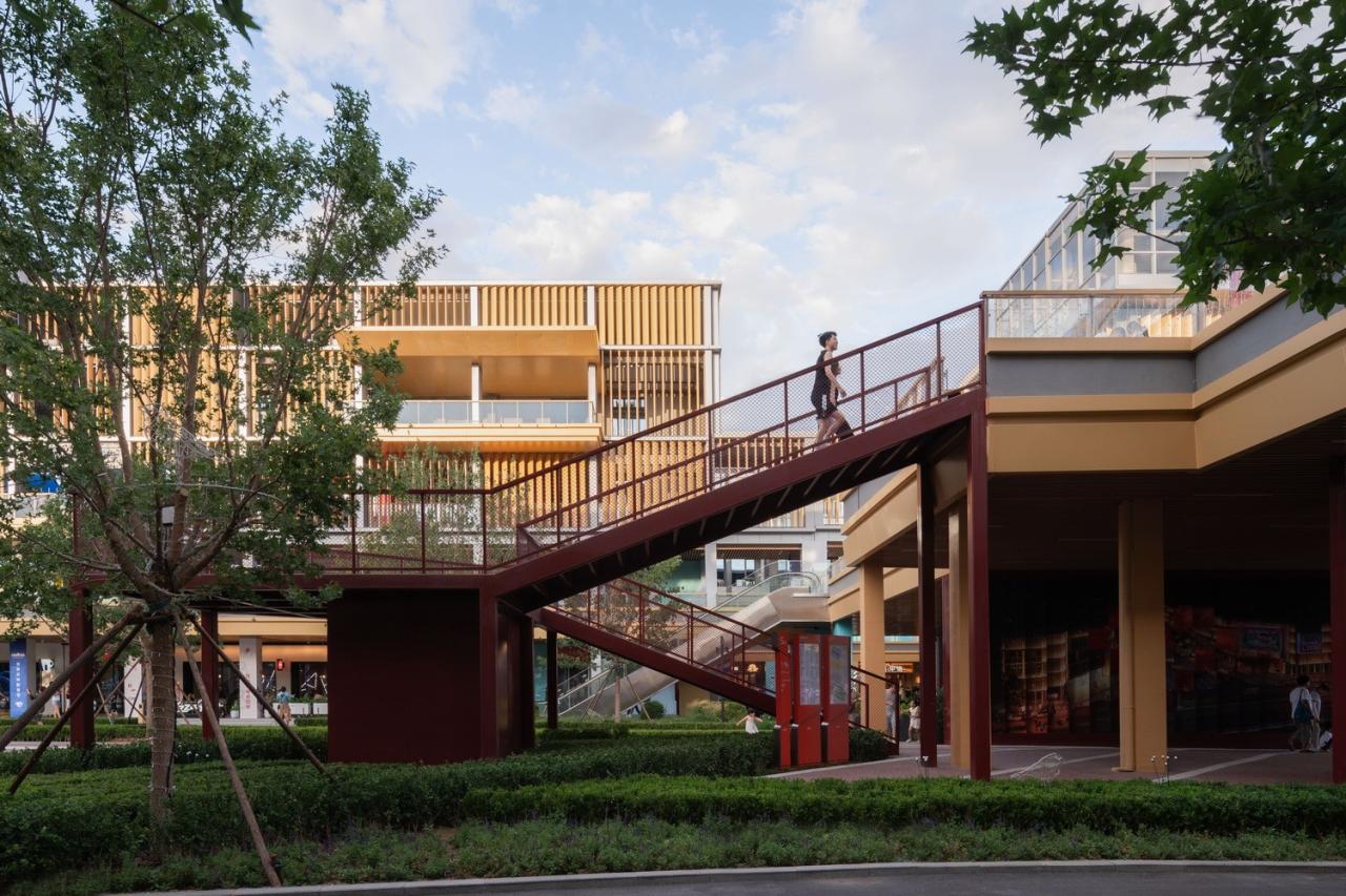 BIM建筑|“空中街巷”唤醒北京“睡城”,首开LONG街城市更新 / ZEN正象设计 BIM建筑|“空中街巷”唤醒北京“睡城”,首开LONG街城市更新 / ZEN正象设计